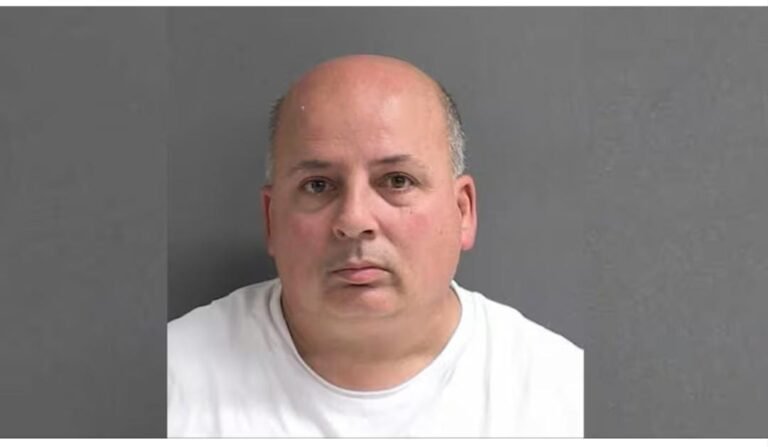 🇨🇦 A Canadian citizen has died in ICE custody in Florida.