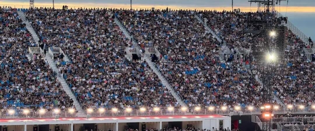 Massive Crowds Test Security at Toronto’s Rogers Stadium as Coldplay Wraps Up Spectacular First Show