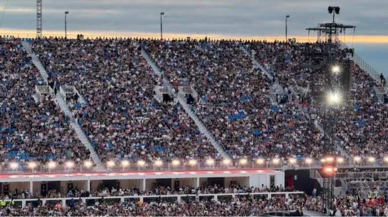 Massive Crowds Test Security at Toronto’s Rogers Stadium as Coldplay Wraps Up Spectacular First Show